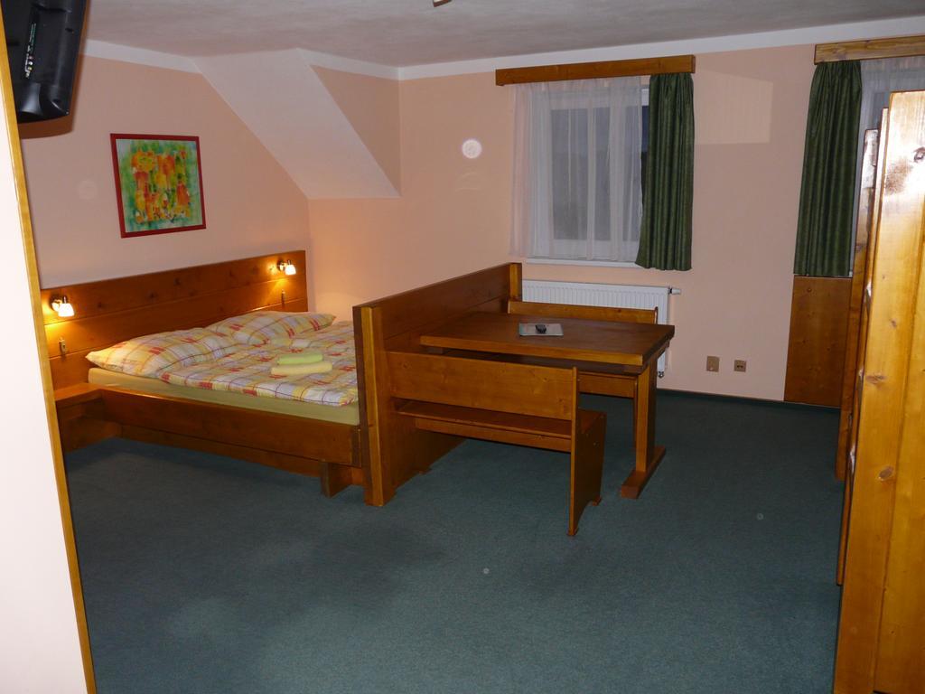 Wellness Penzion Palice Jindřichův Hradec Buitenkant foto